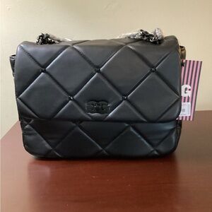 Chic Black Quilted Shoulder Bag